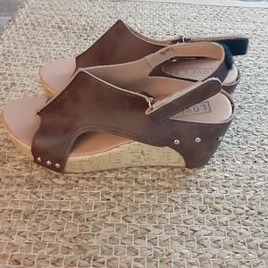 Love L.S.H. Vegan Leather, Studded Wrap Wedge Sandal Sz8, Casual,Intersting